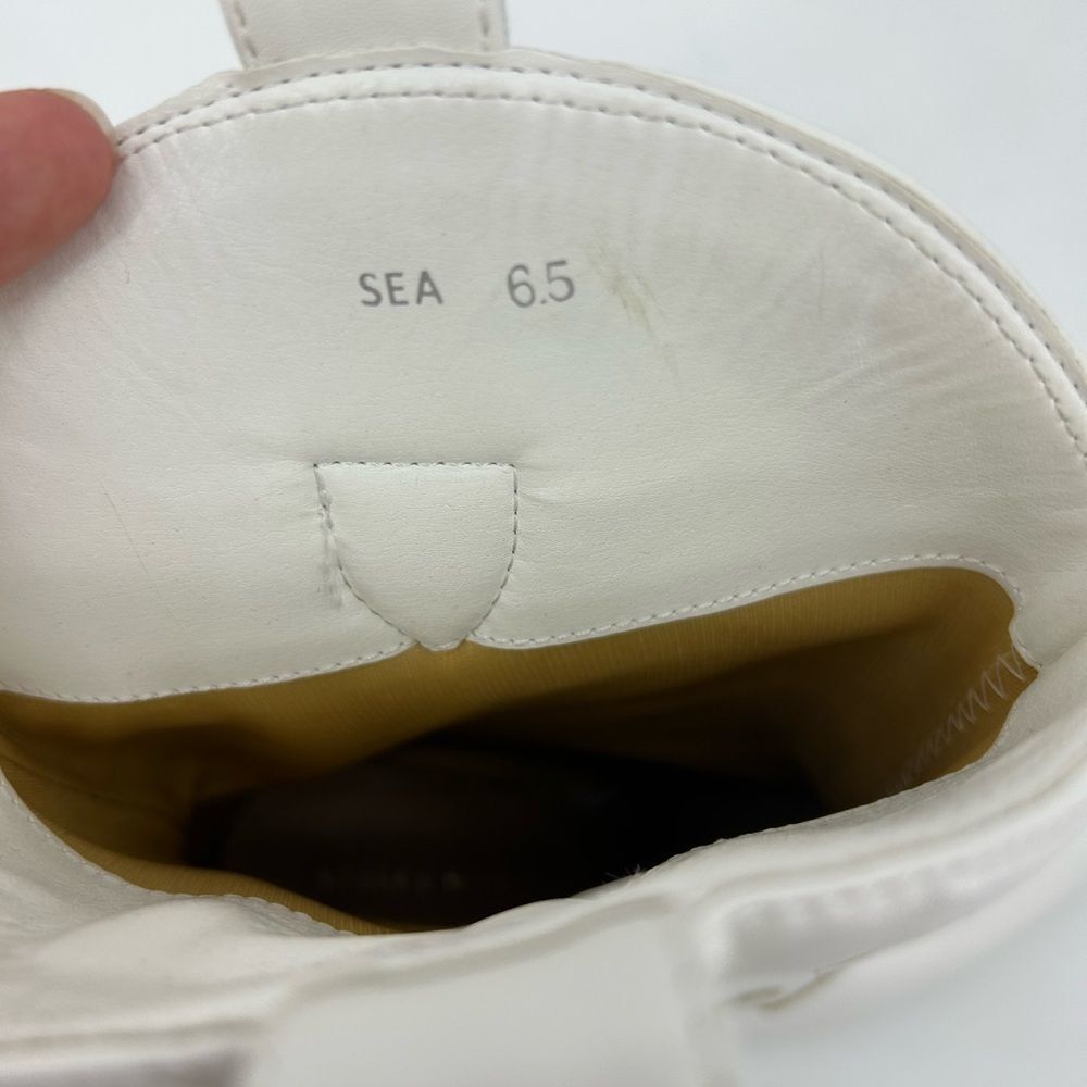 Azalea Wang Sea Fold over boot in white - Picture 6 of 7